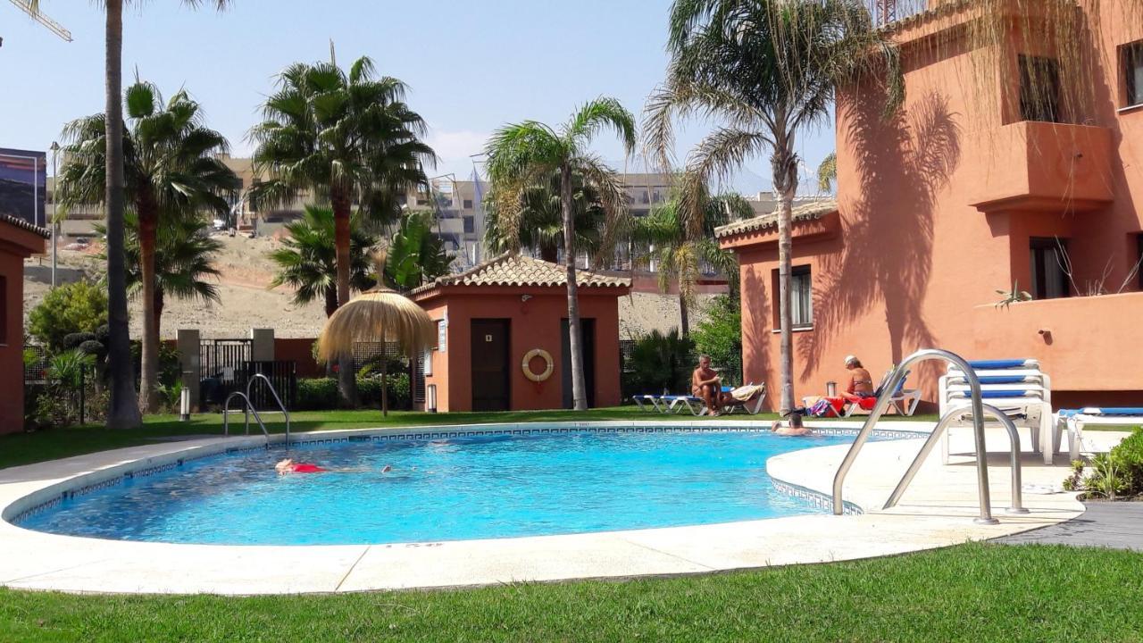 El Patio Dona Julia Apartment Касарес Екстериор снимка